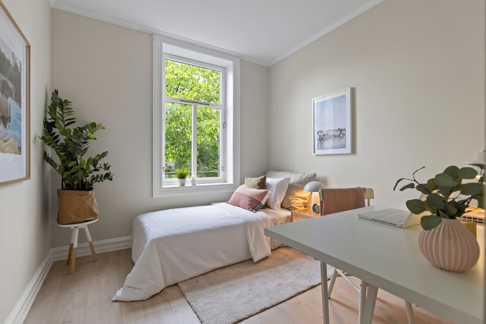 Soverom 2 egner seg godt som barnerom, gjesterom eller kontor. Galleribilde