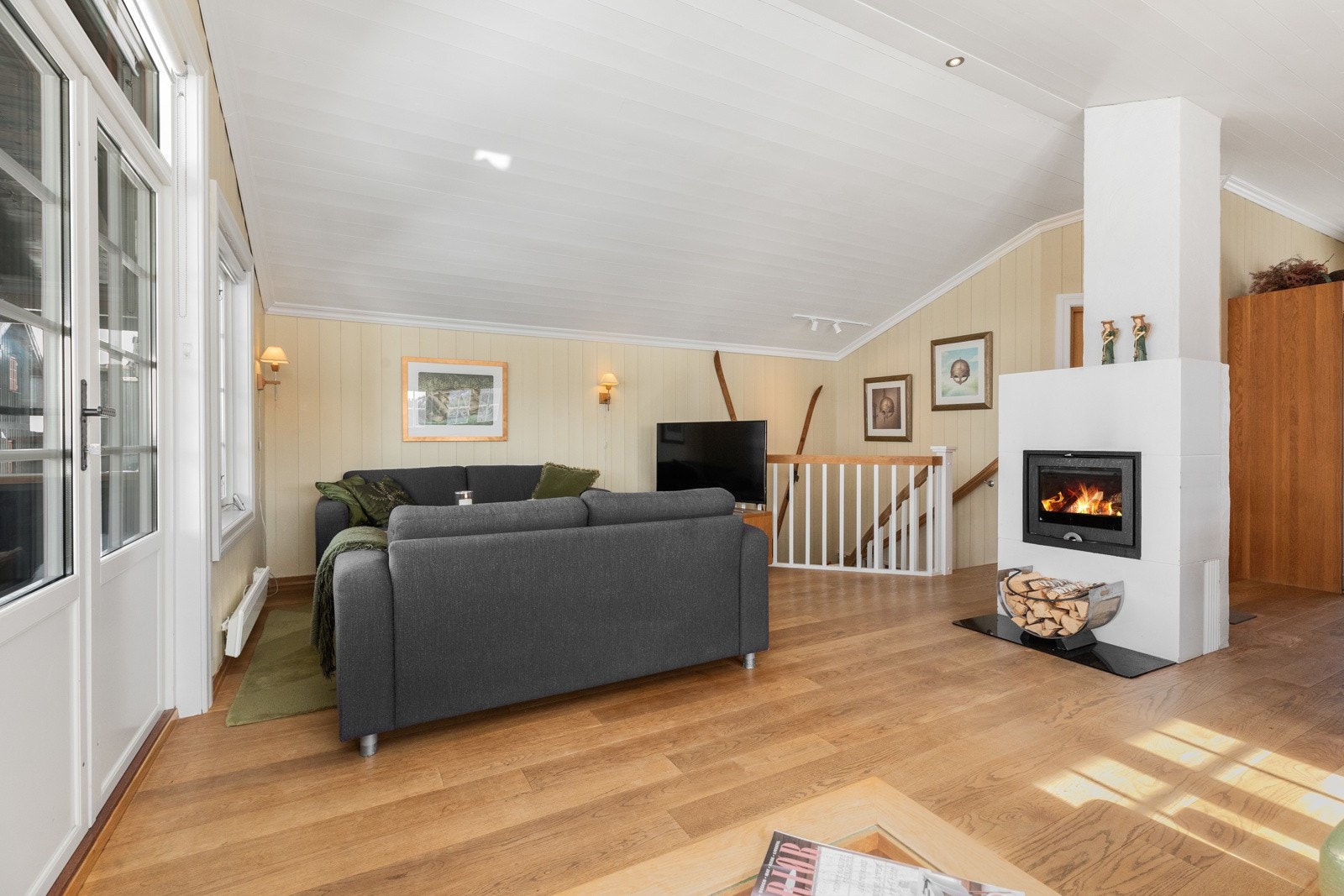 Stuen har flere muligheter for møblering og soner Galleribilde