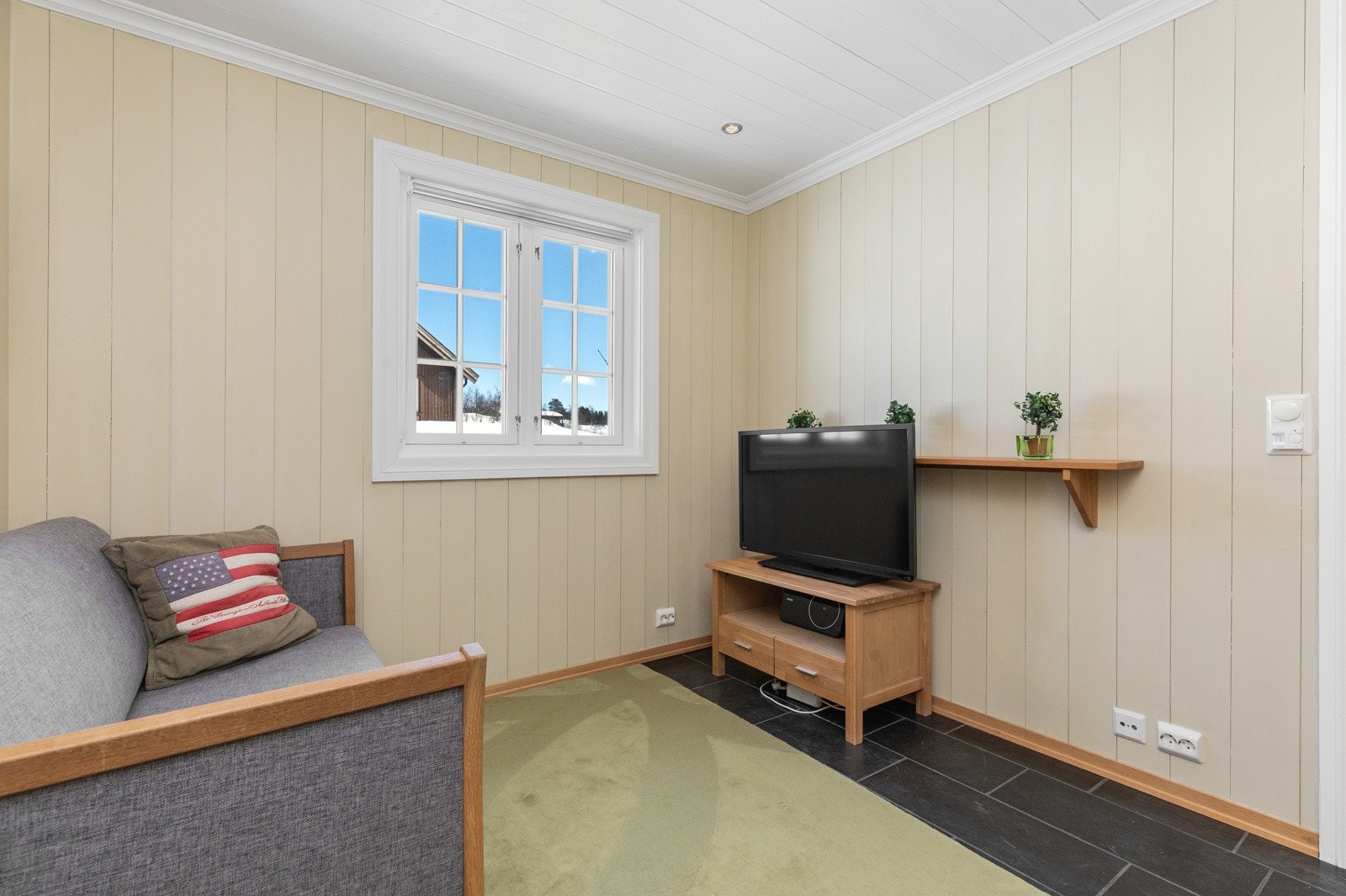 Flislagt gulv med varmekabler Galleribilde