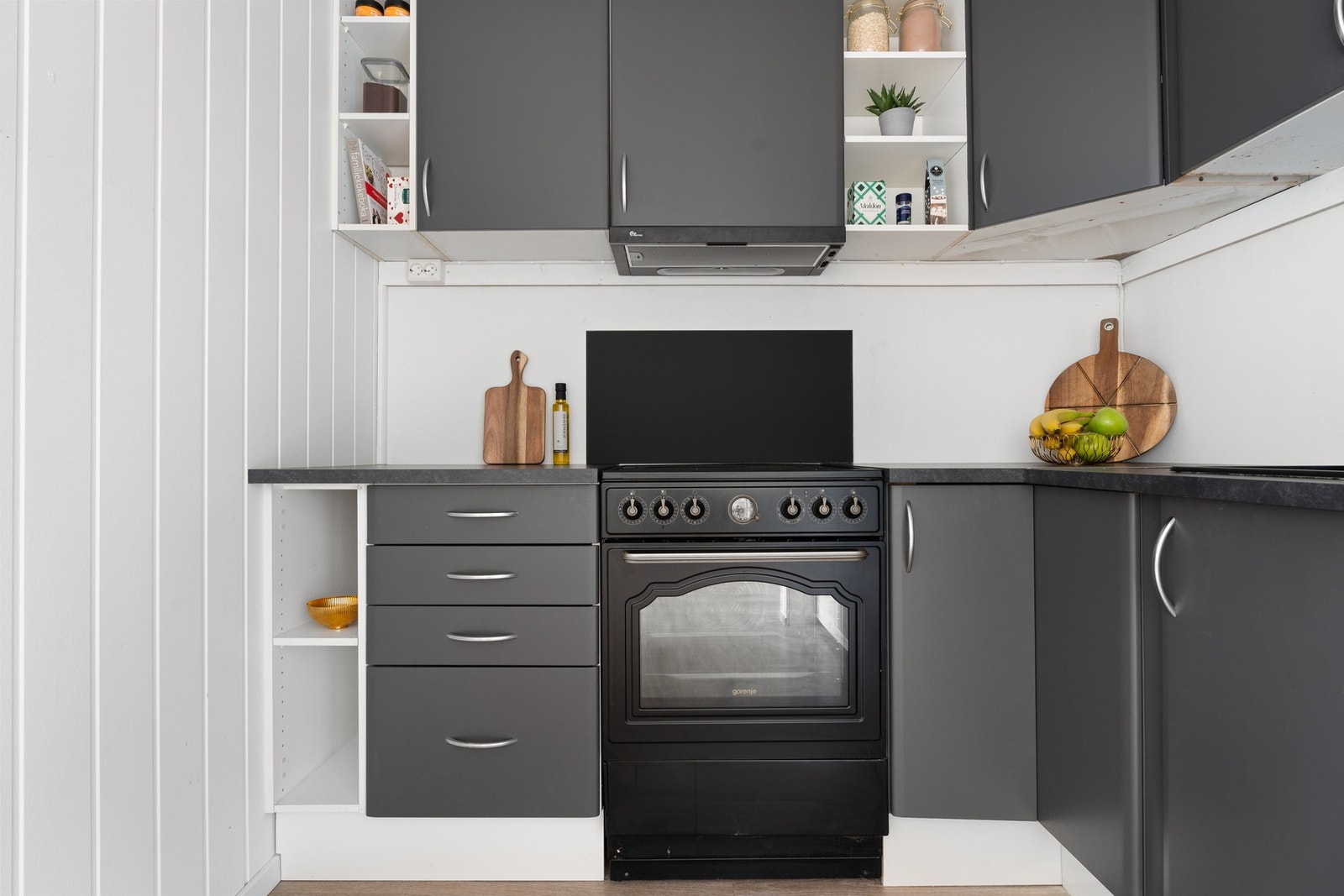 Kjøkkenet ble fornyet av eier i 2024 Galleribilde