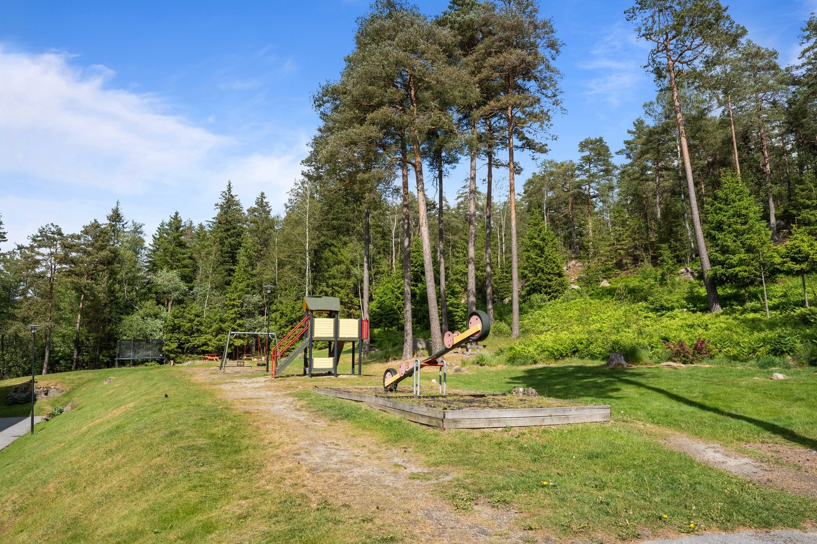 Det er fine turområder og uteplasser i nærheten Galleribilde