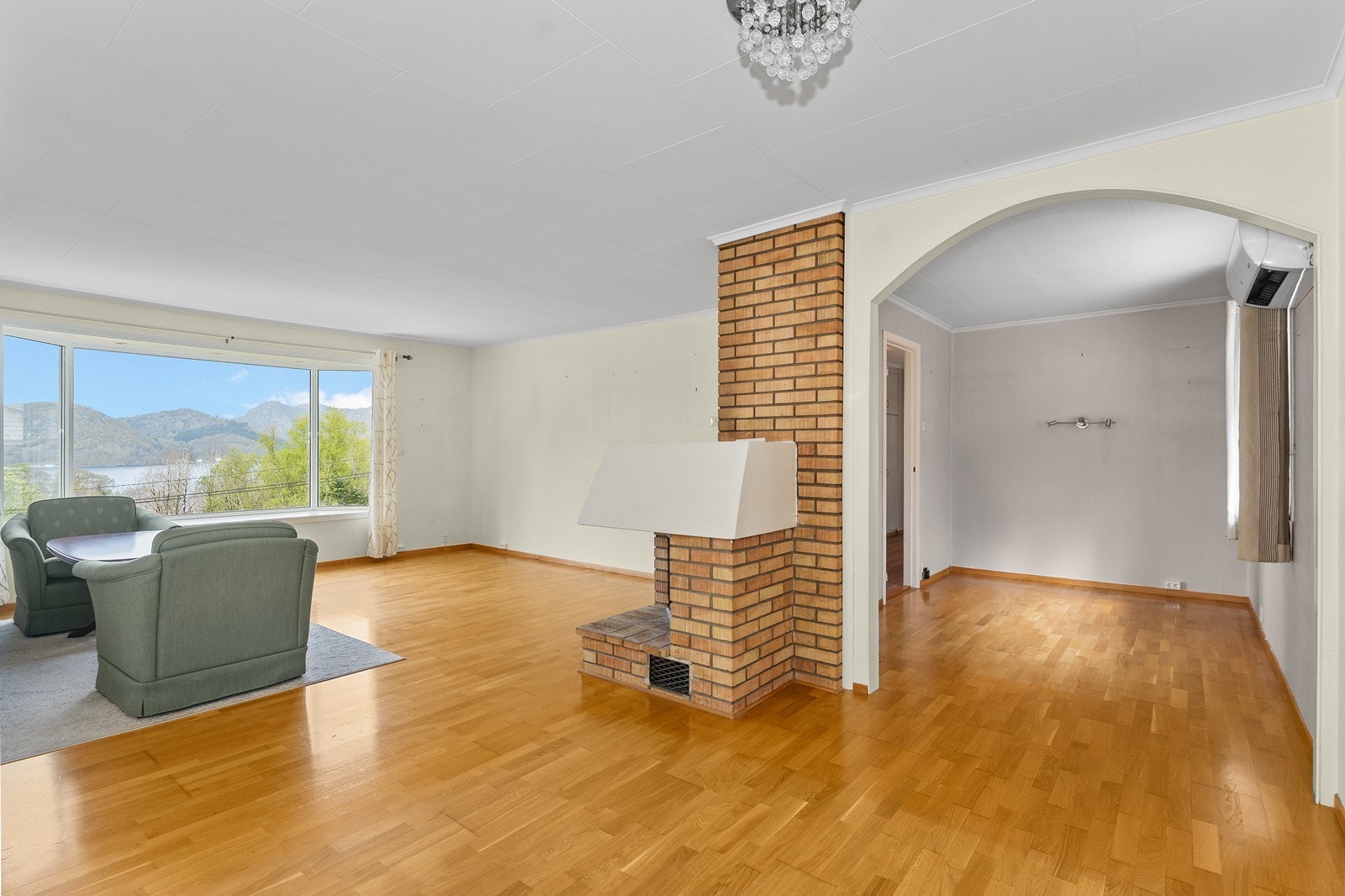 Stor stue med utsikt Galleribilde