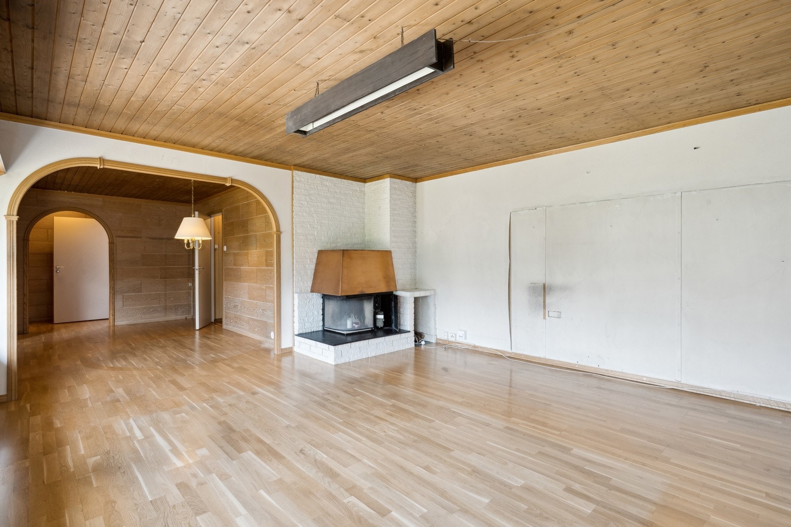 Peis i stuen som varmer godt på kalde dager. Galleribilde