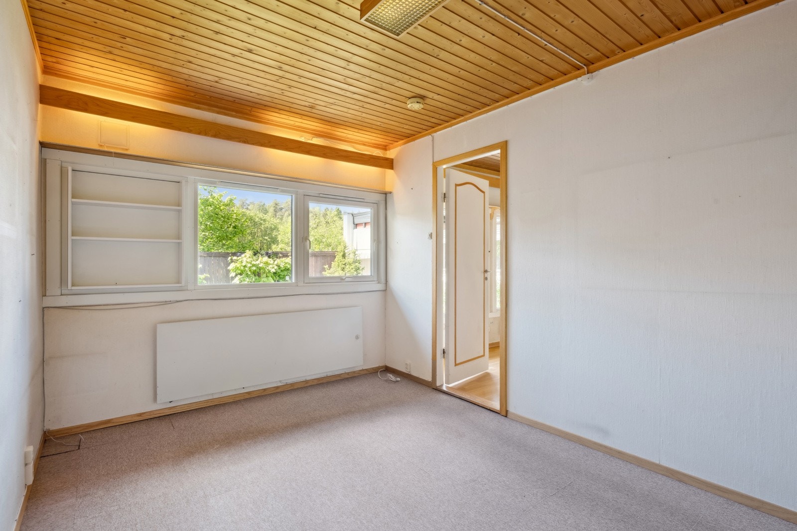 Samtlig vinduer i huset vender ut mot atrium. Galleribilde