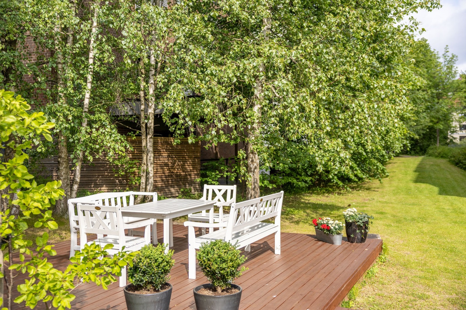 Borettslaget ligger tilbaketrukket, så her bor man rolig og usjenert. Galleribilde