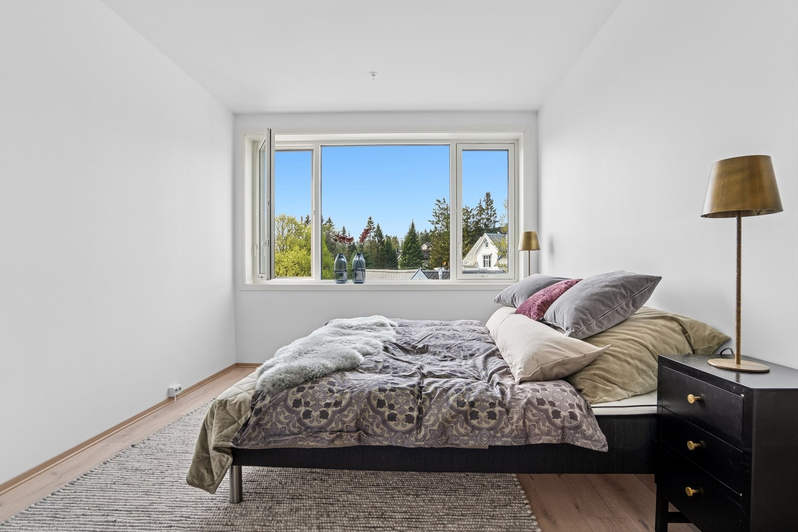 Dette soverommet har også fin utsikt. Galleribilde