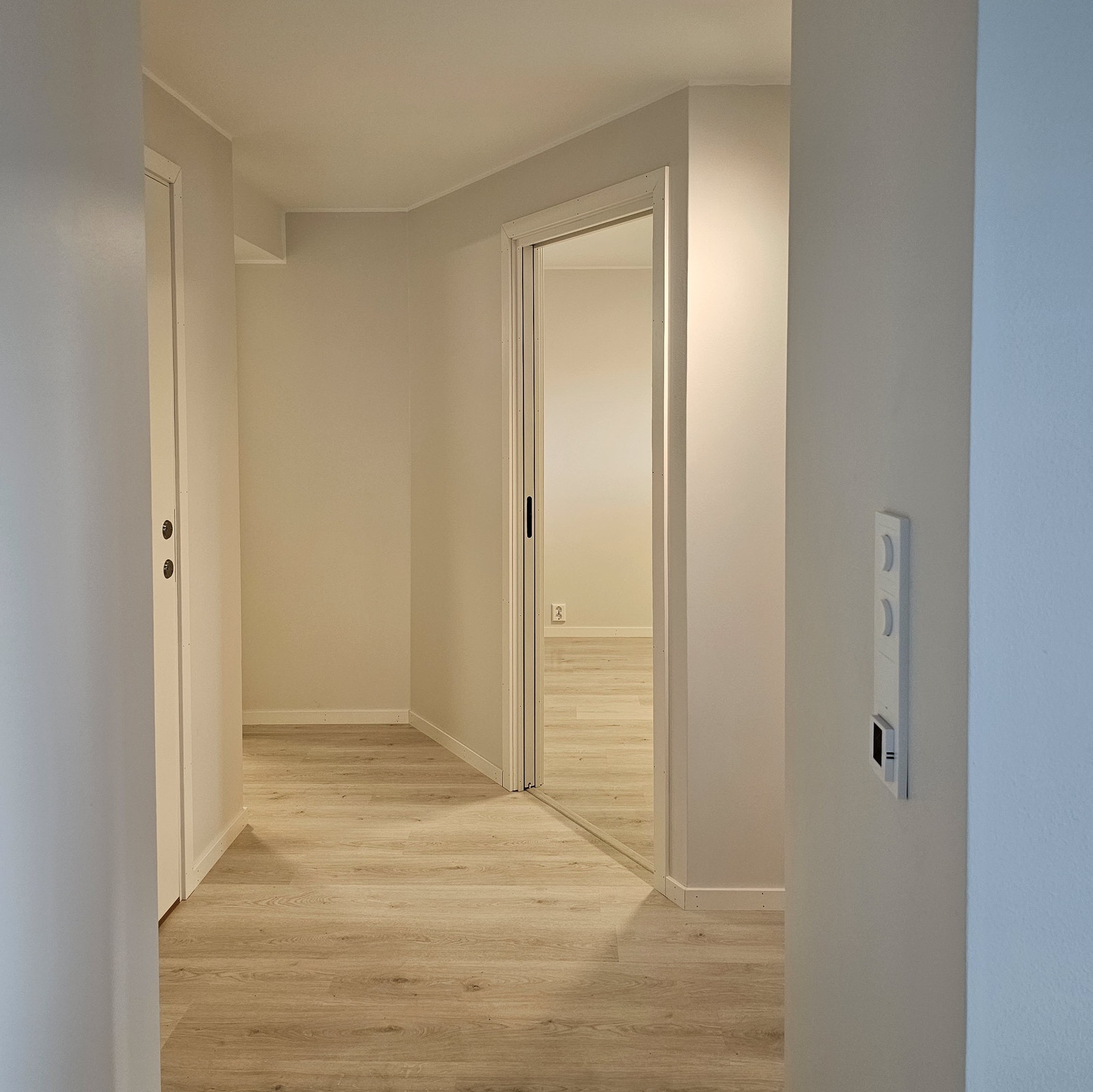 Gang/Sov sett fra stue Galleribilde