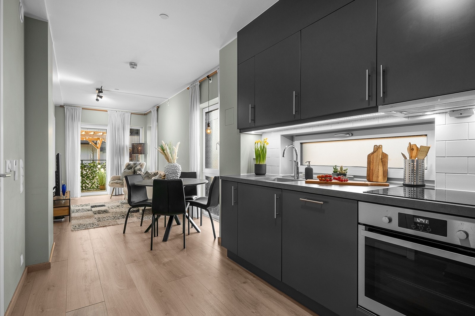 Velkommen til Døliringen 35! En innbydende leilighet med sentrumsnær beliggenhet. Galleribilde