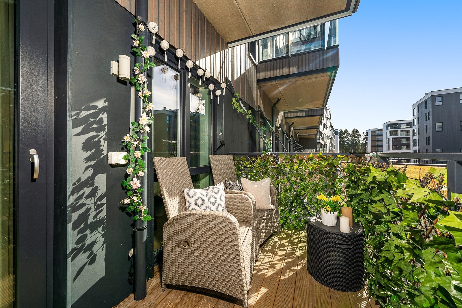 Solrik terrasse på ca. 6 kvm Galleribilde