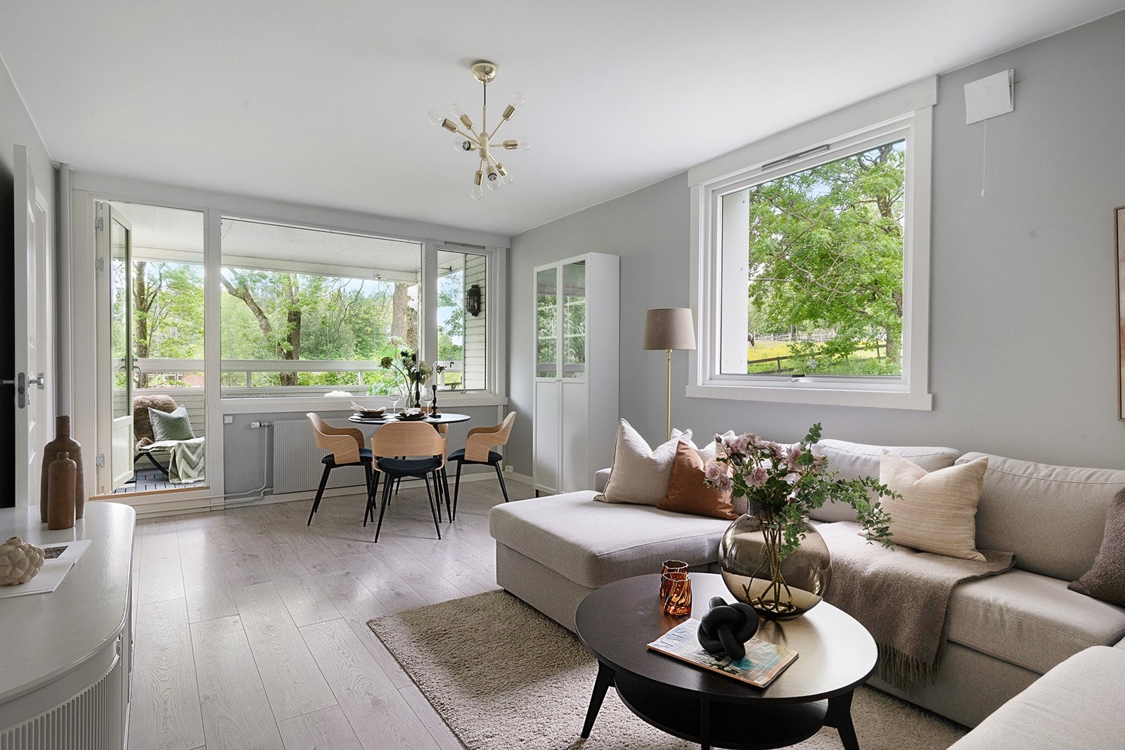 Velkommen til Sigrid Undsets vei 3, presentert av Brigitte Græsholt! Galleribilde