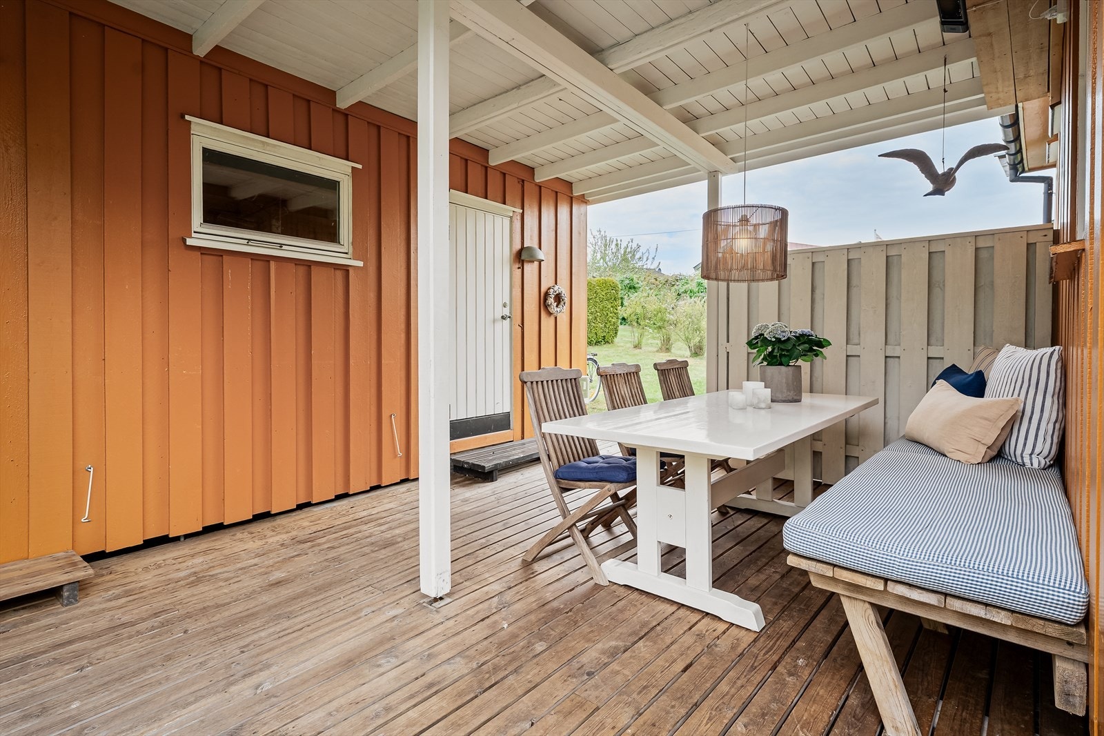 Herlig overbygd uteplass. Galleribilde