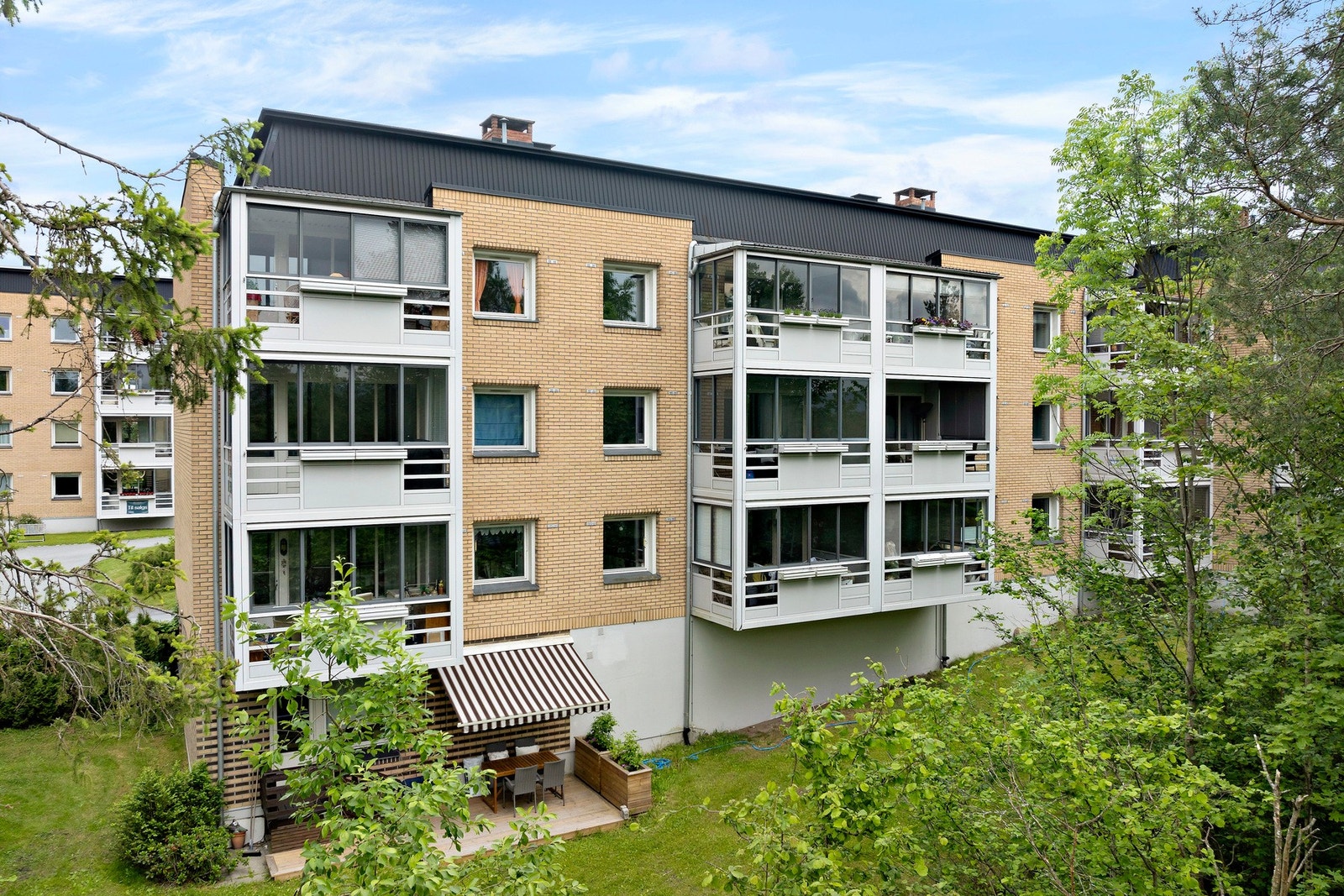 Kokkerudåsen 21 - 2 etasje med stor innglasset terrasse Galleribilde