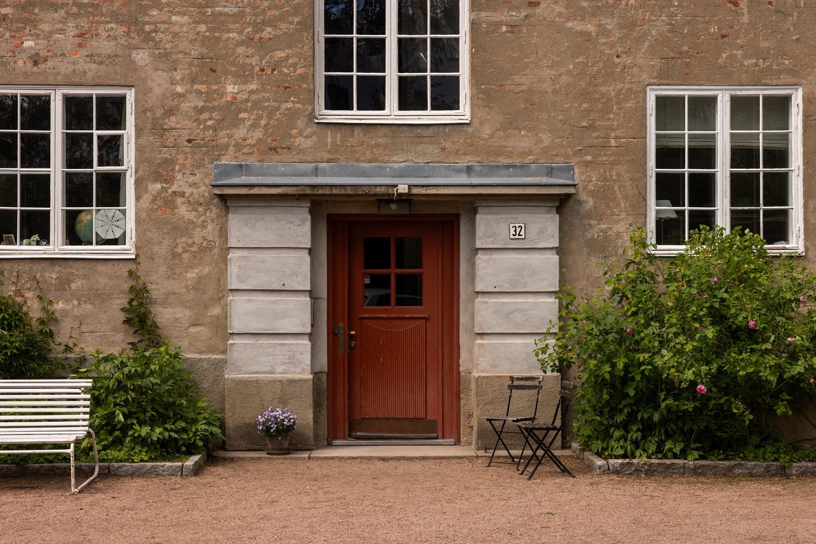 En lekker, gjennomført og innbydende leilighet beliggende på populære Jessenløkken. Galleribilde