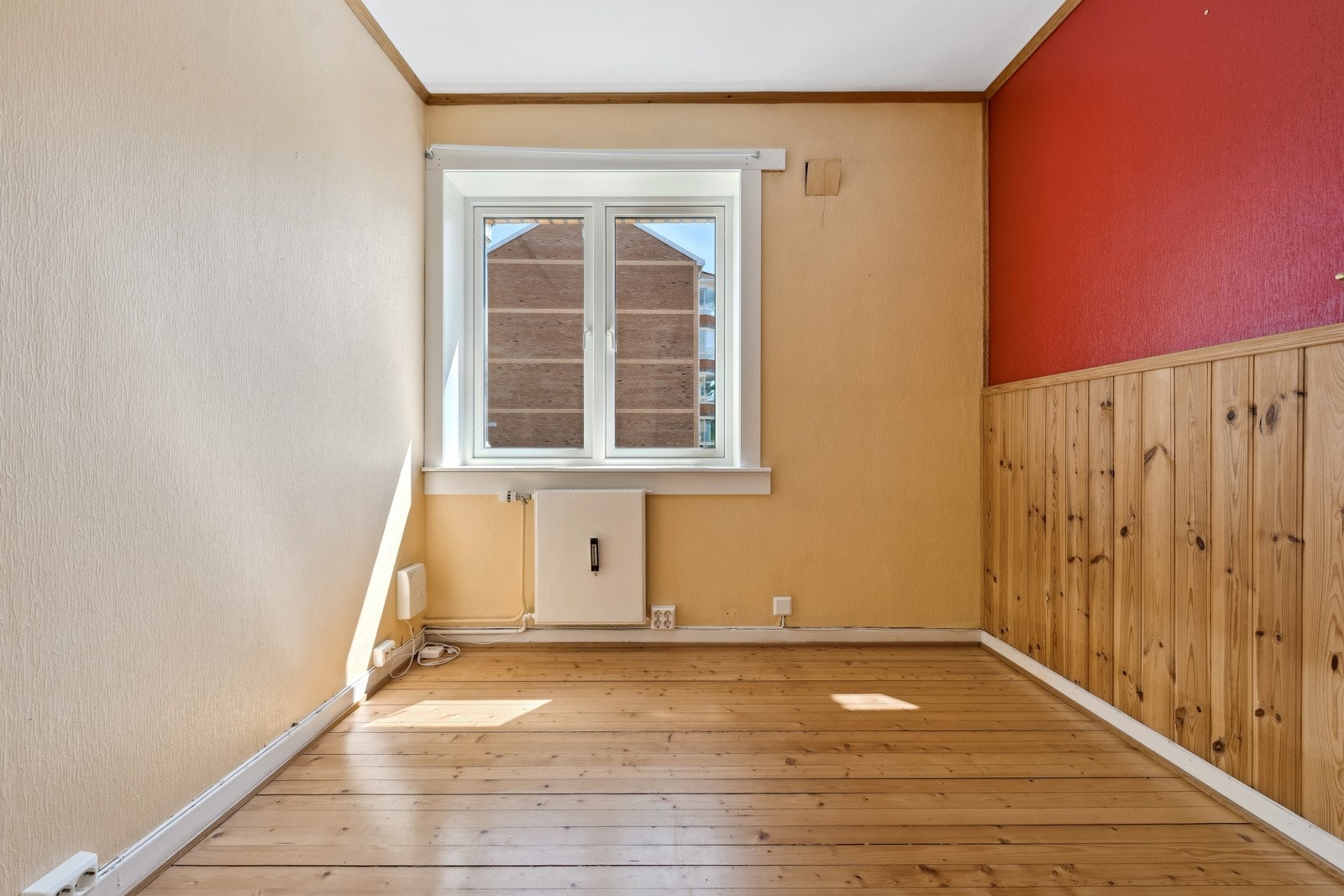 Originale tregulv. Fyring er inkludert i felleskostnadene. Galleribilde