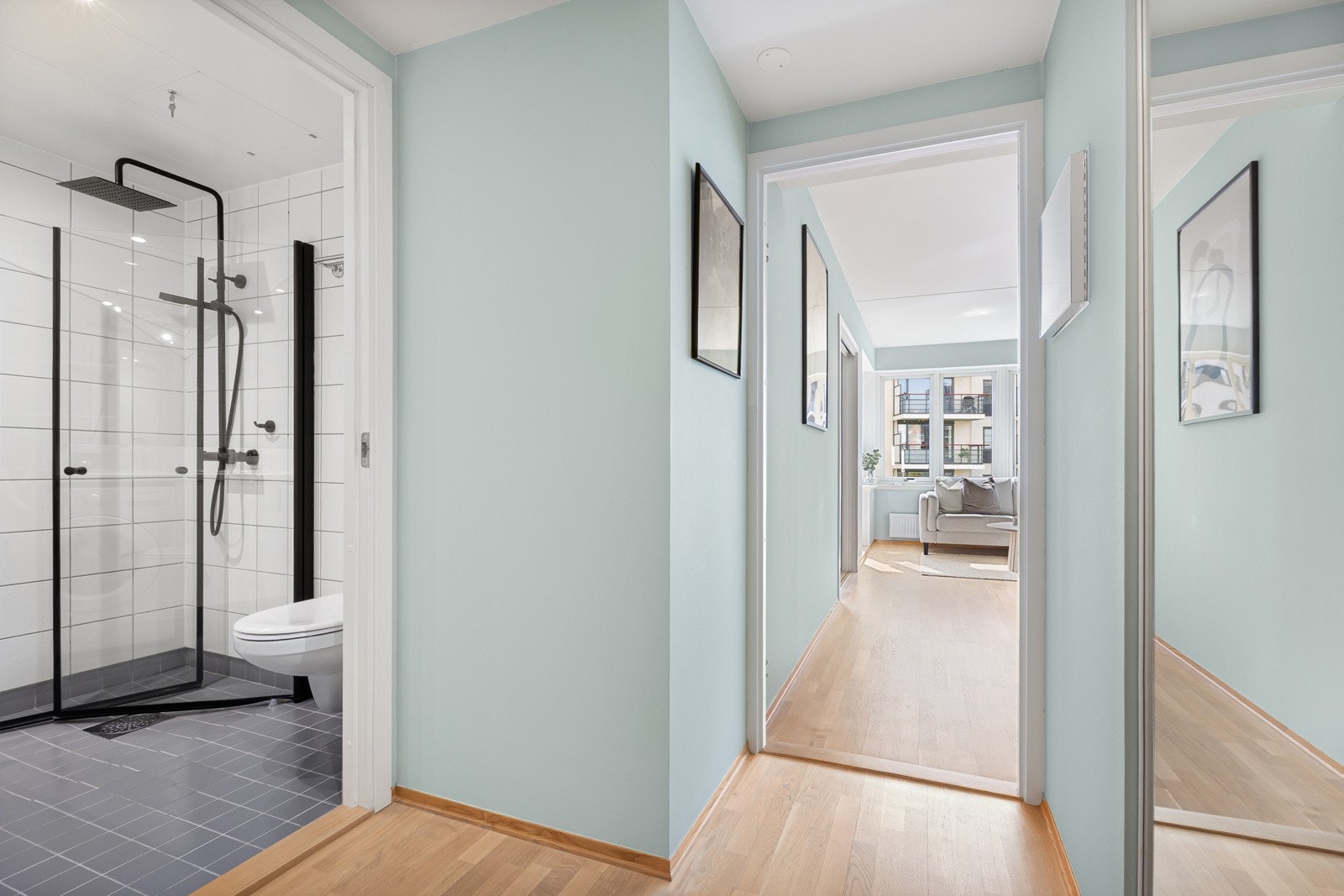 Leiligheten disponerer i tillegg en kjellerbod på ca. 14m². Galleribilde