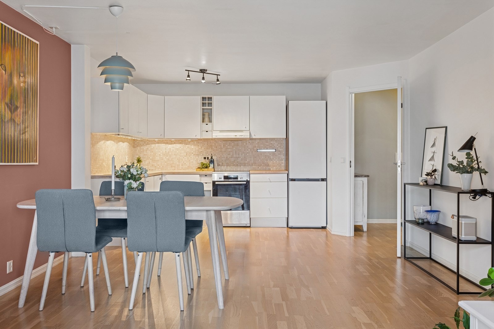 Leiligheten har en gjennomgående god standard og planløsning Galleribilde