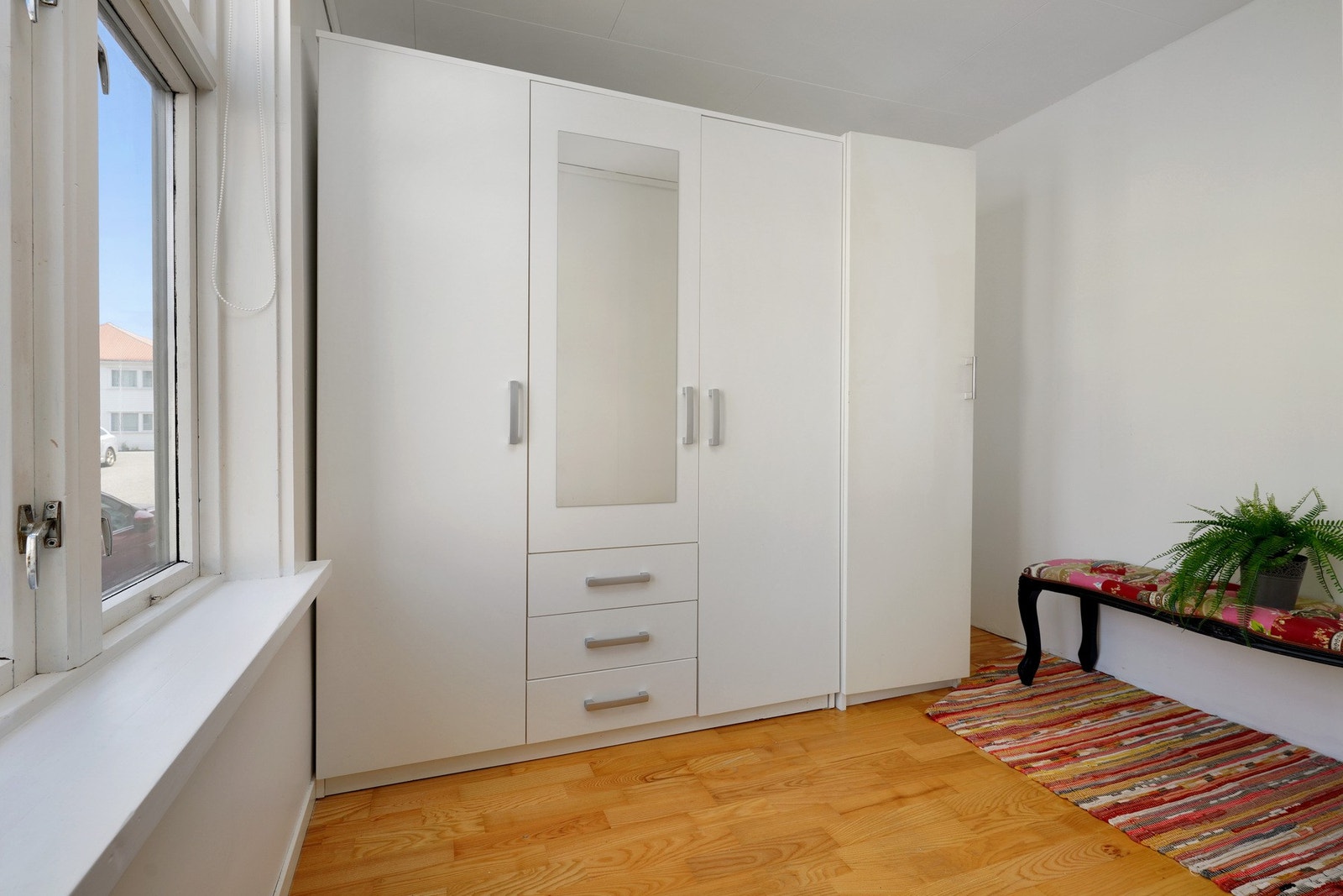 Walk in closet i tilknytning til soverom. Galleribilde