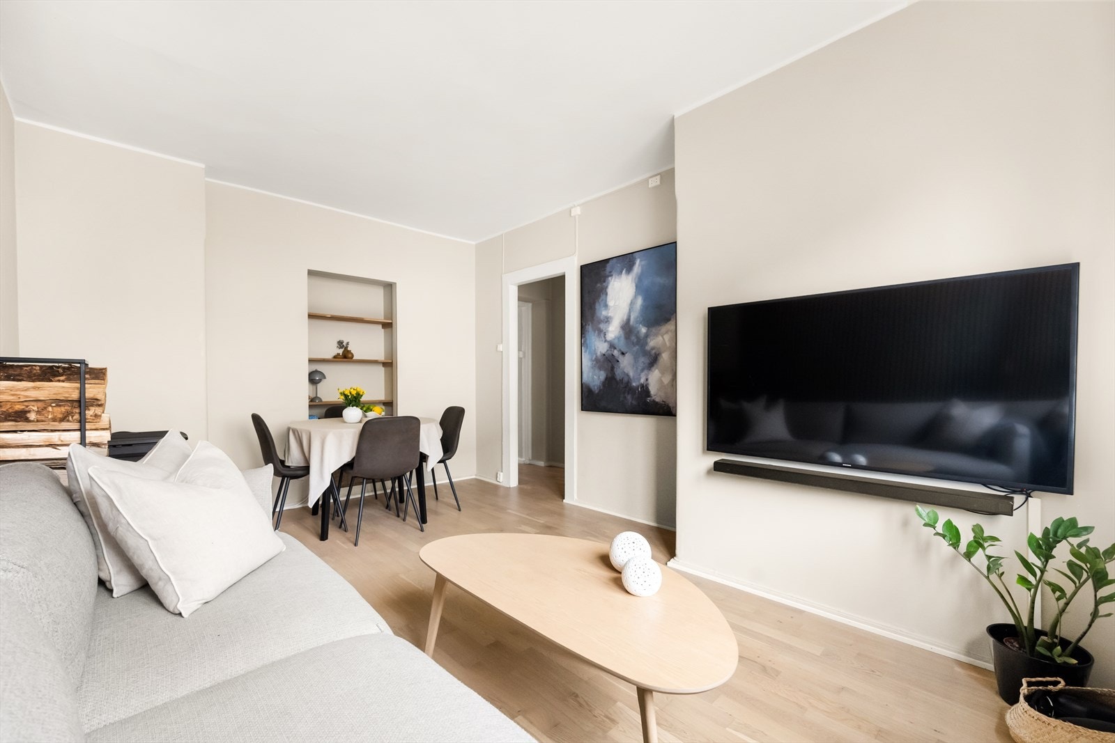 De moderne fargepalettene vil gjøre det enkelt å innrede med ønsket interiør. Galleribilde