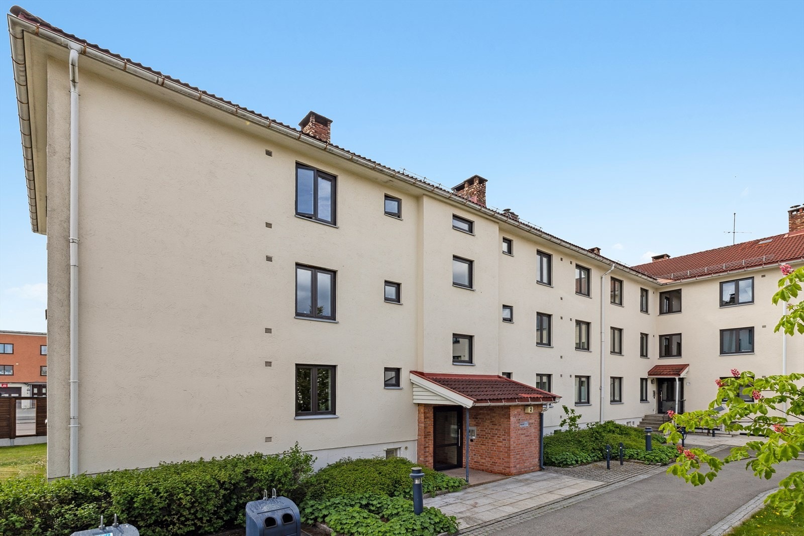 Inngangsparti. Galleribilde