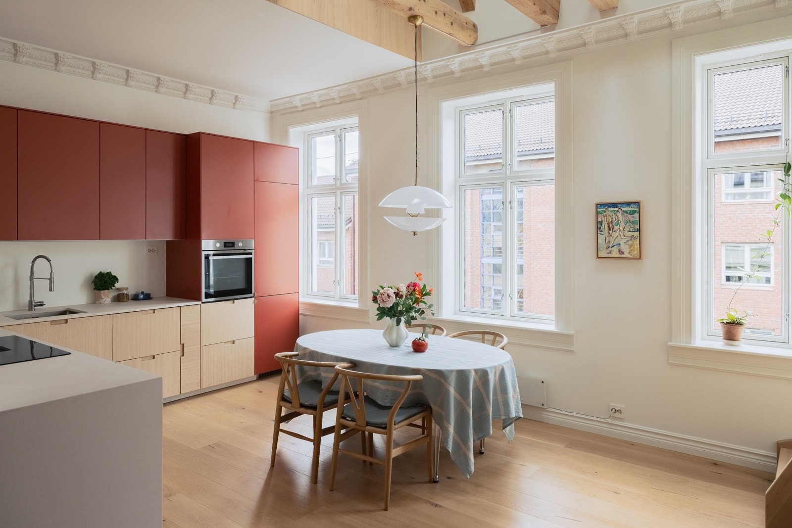 .Leiligheten har en arkitektonisk utforming med flotte detaljer. Galleribilde