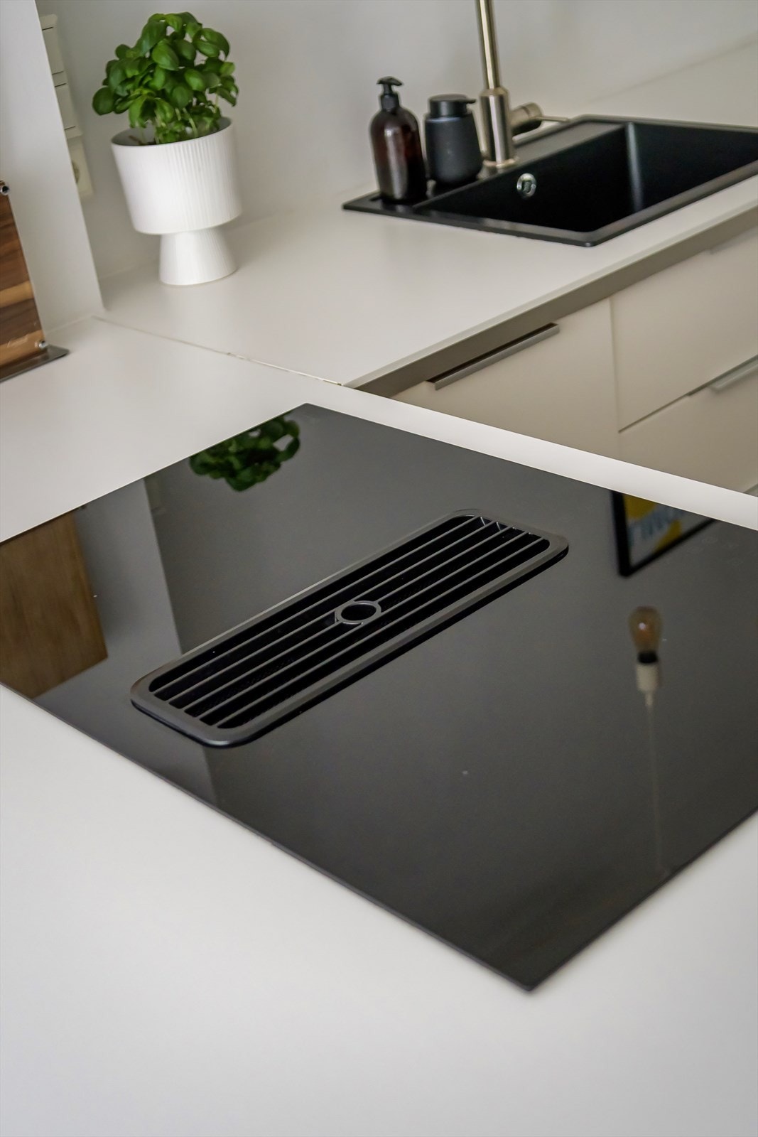 Platetopp med integrert ventilator. Galleribilde