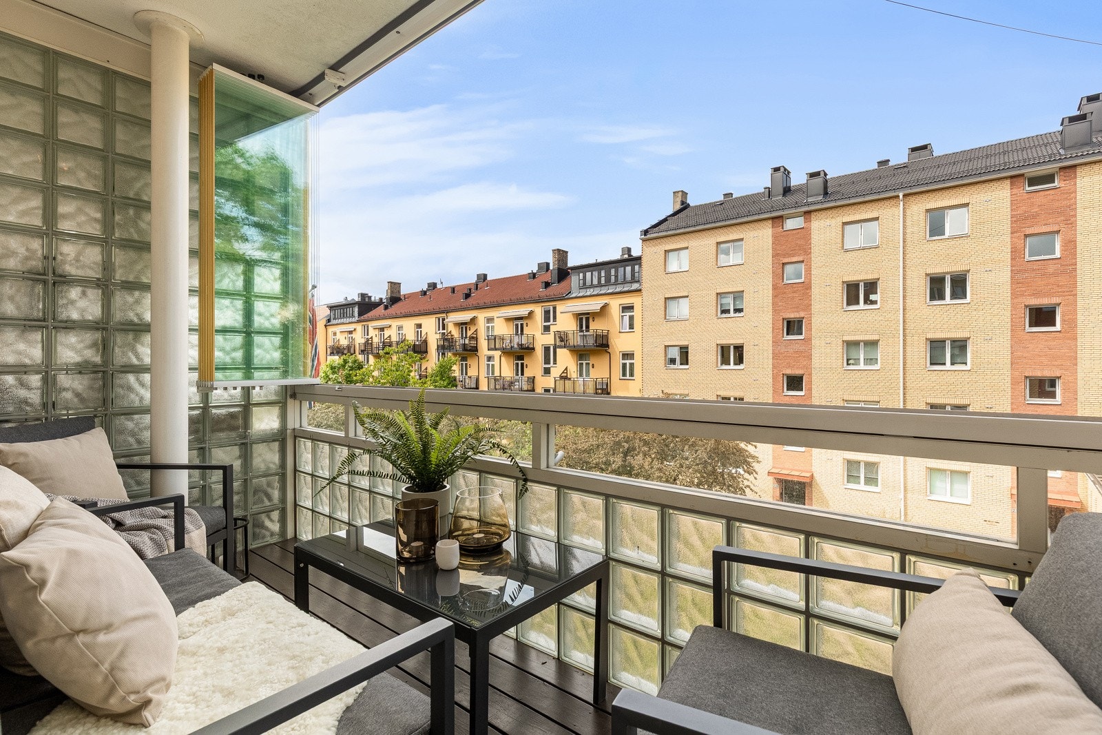 Jon-Kristian Krybelsrud v/ Privatmegleren Soria Moria har gleden av å ønske velkommen til hyggelige visninger i Birch-Reichenwalds gate 27 B! Galleribilde