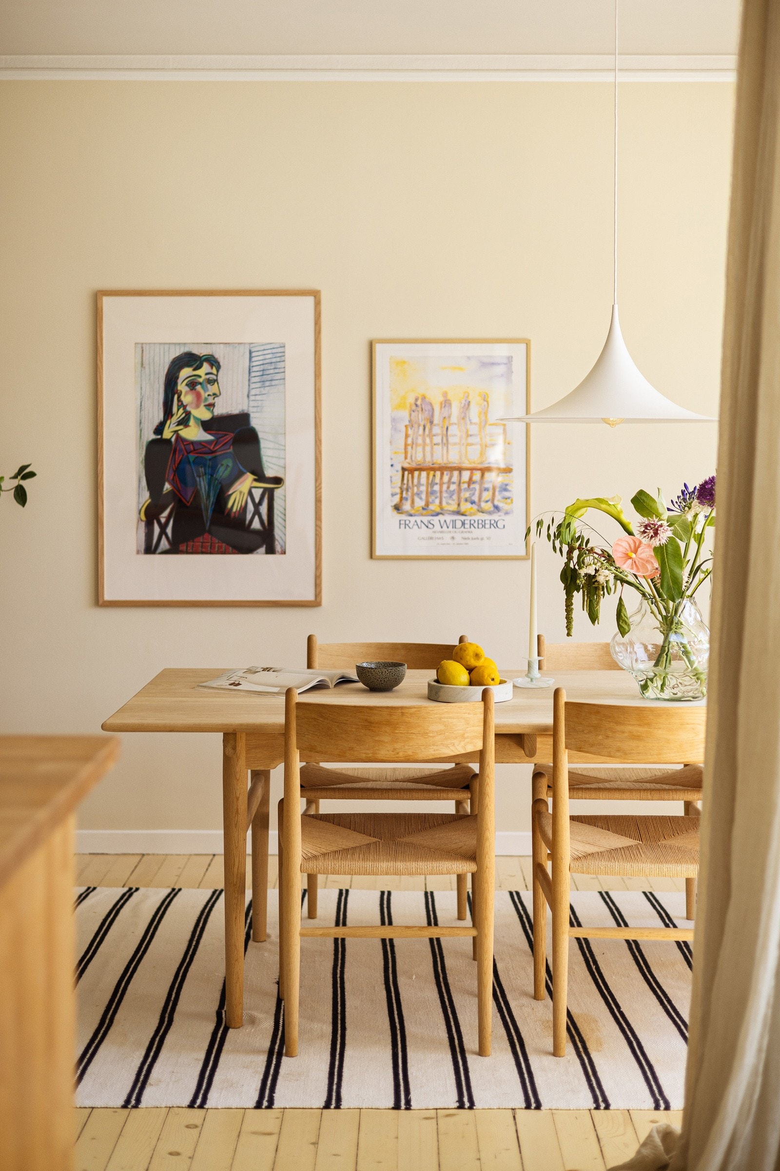 - Gjennomgående leilighet med flere lekre detaljer - Galleribilde