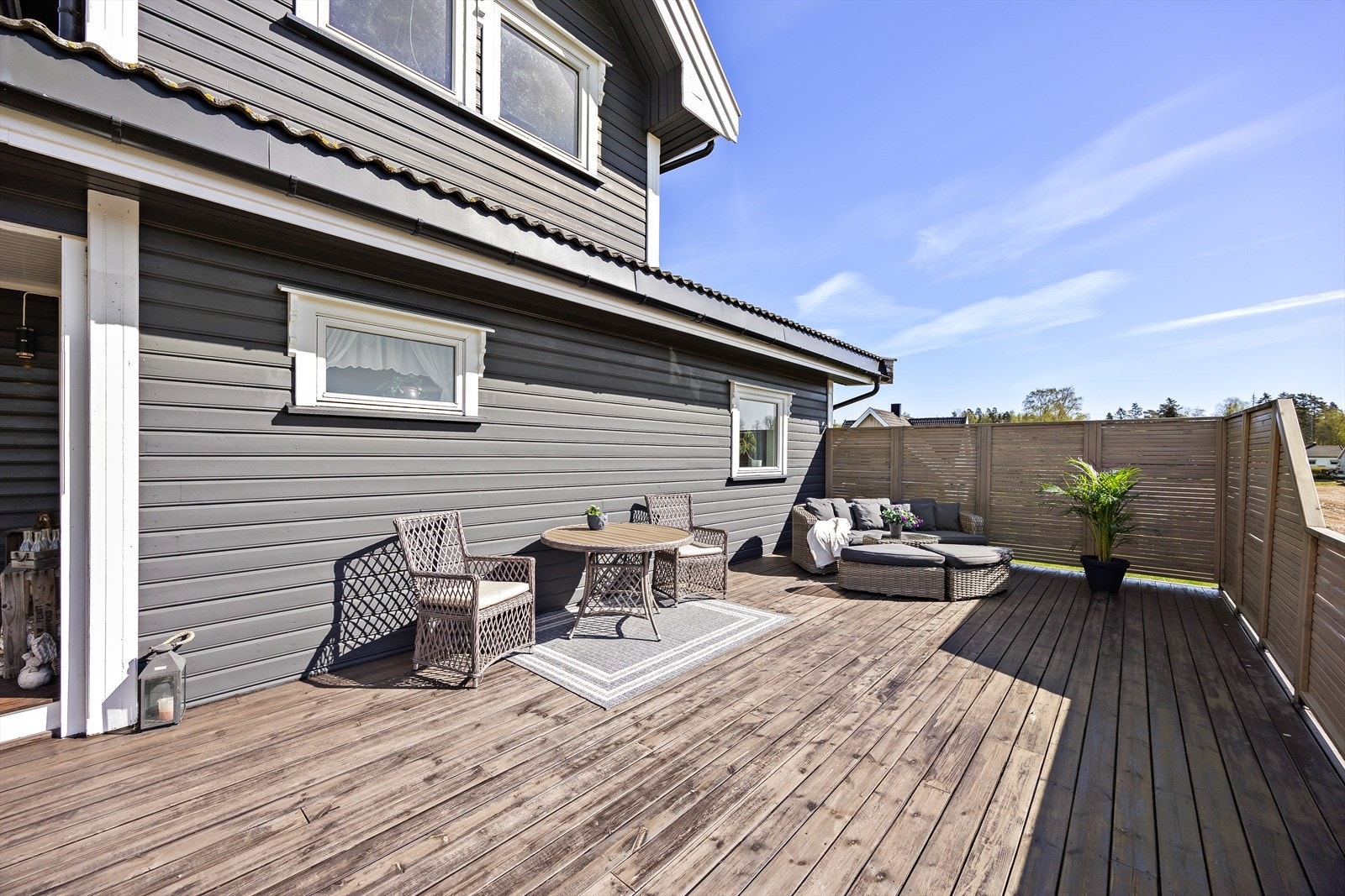 En rekke levegger bidrar til fin skjerming for innsyn og vindforhold. Galleribilde