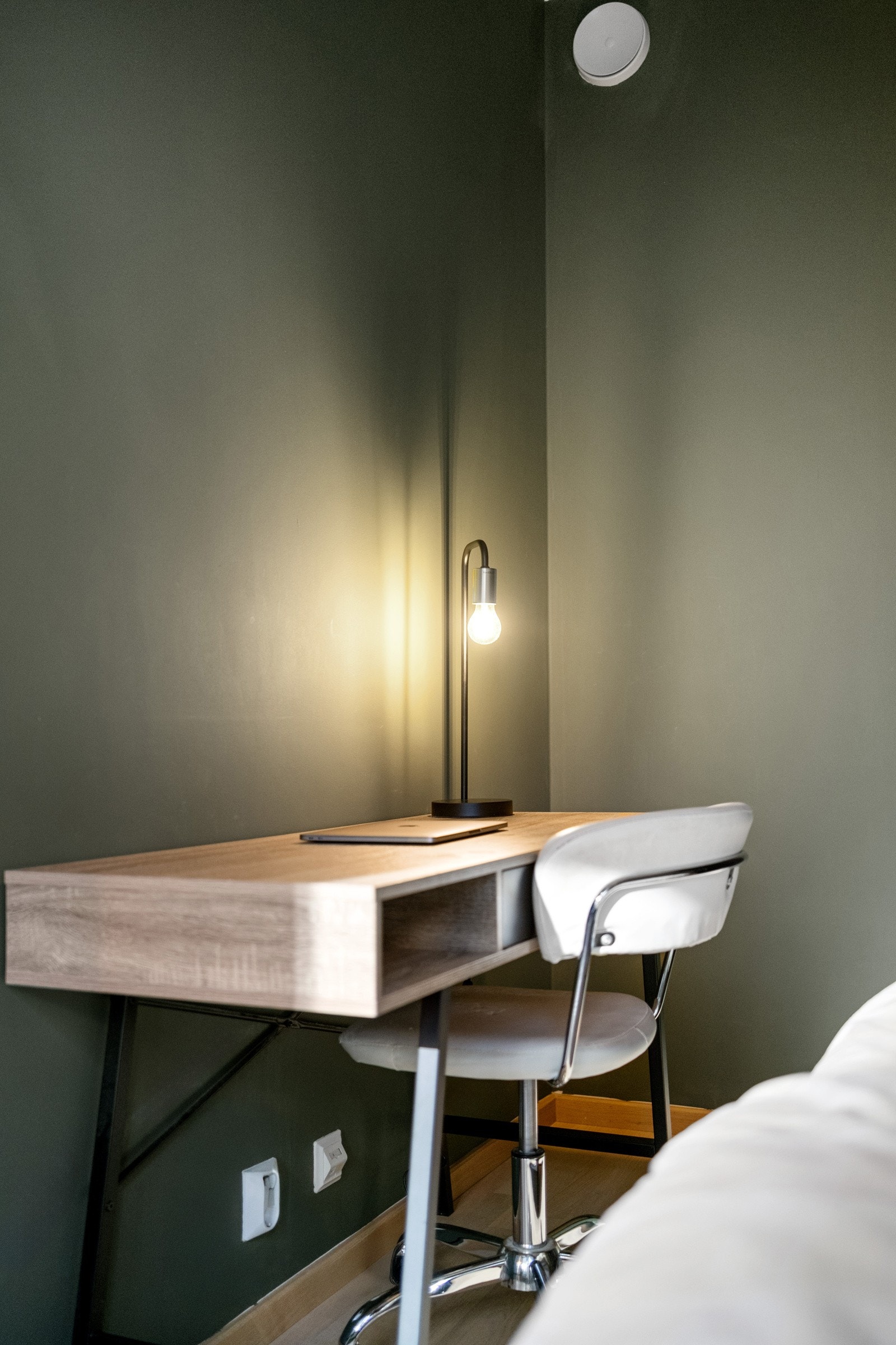 I soverommet er det mulig å innrede med en arbeidsplass, sminkebord mm. Galleribilde