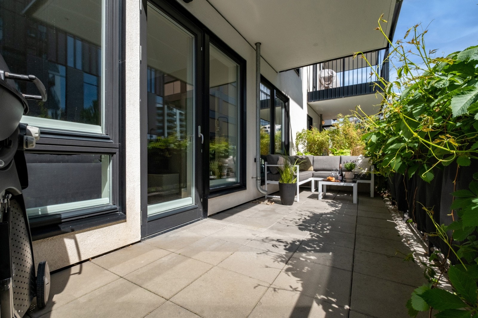 Uteplassen på hele 12 kvm. Galleribilde