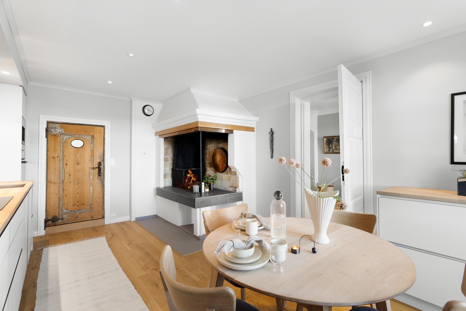 Legg merke til den originale døren mot hallen. Galleribilde