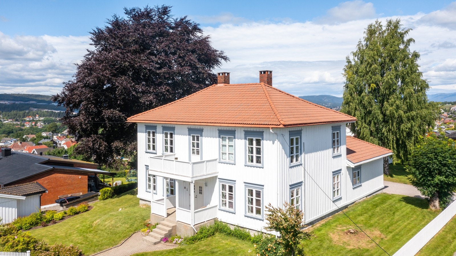 Privatmegleren ved Janne Berner-Mediaas ønsker velkommen til visning av Borgevegen 11. Galleribilde