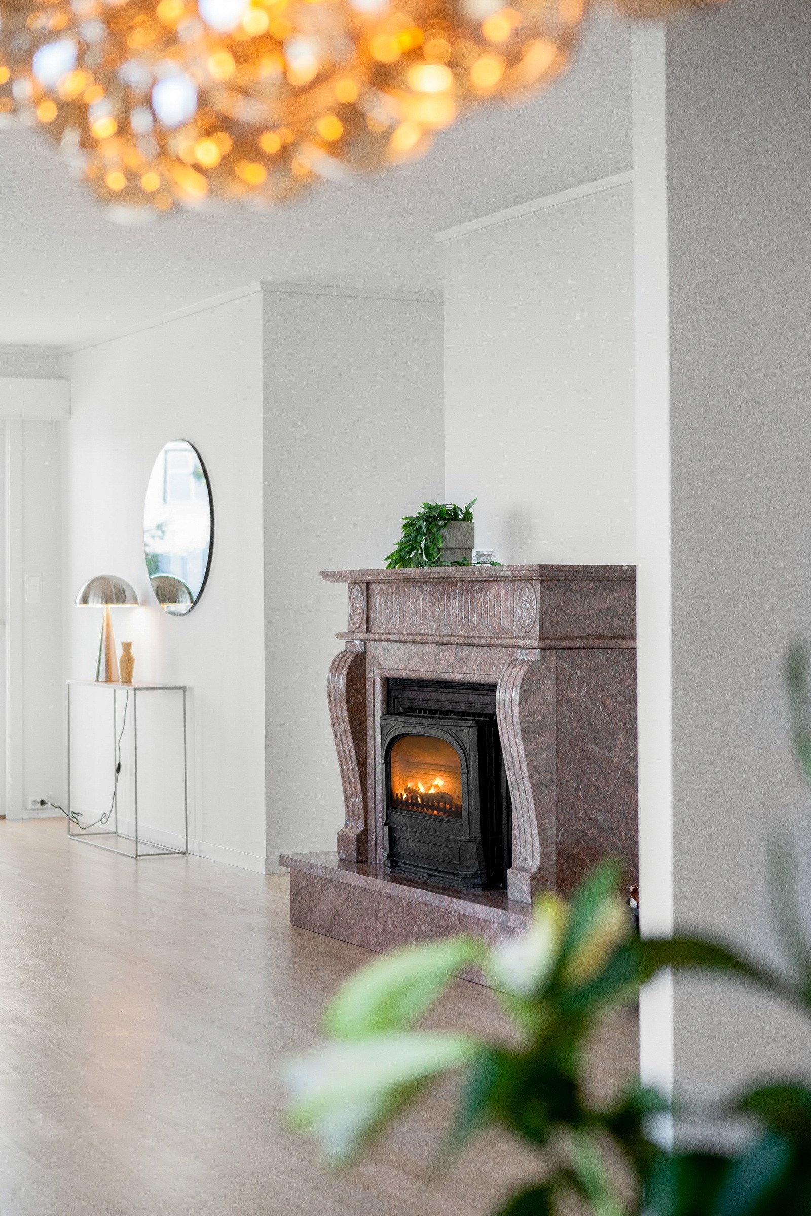 Edvard Munchs gate 28 c er en innholdsrik, velholdt og tiltalende enebolig over to plan. Galleribilde