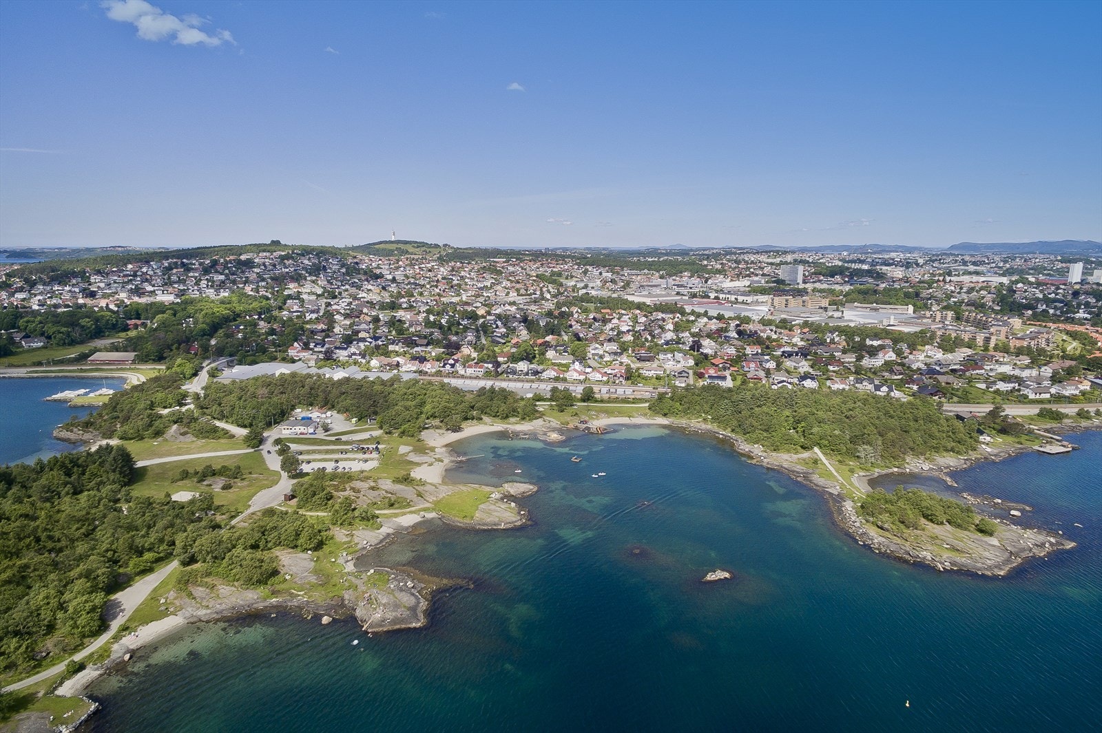 Vaulen badeplass en liten sykkeltur unna Galleribilde