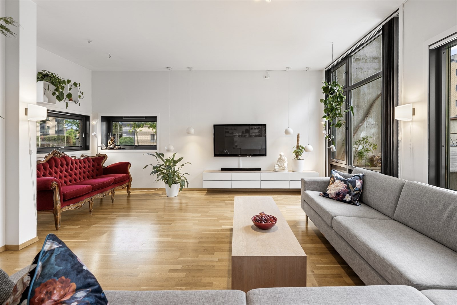 Slette lysmalte vegger Galleribilde