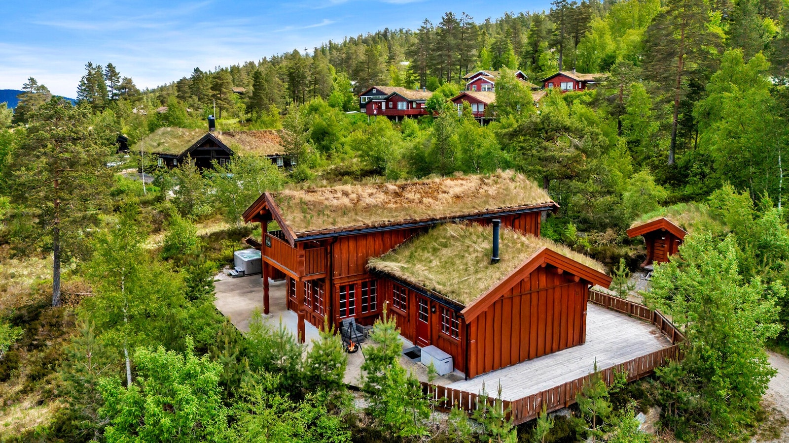 Gangavstand fra hytta til alpinbakker og skiløyper. Galleribilde