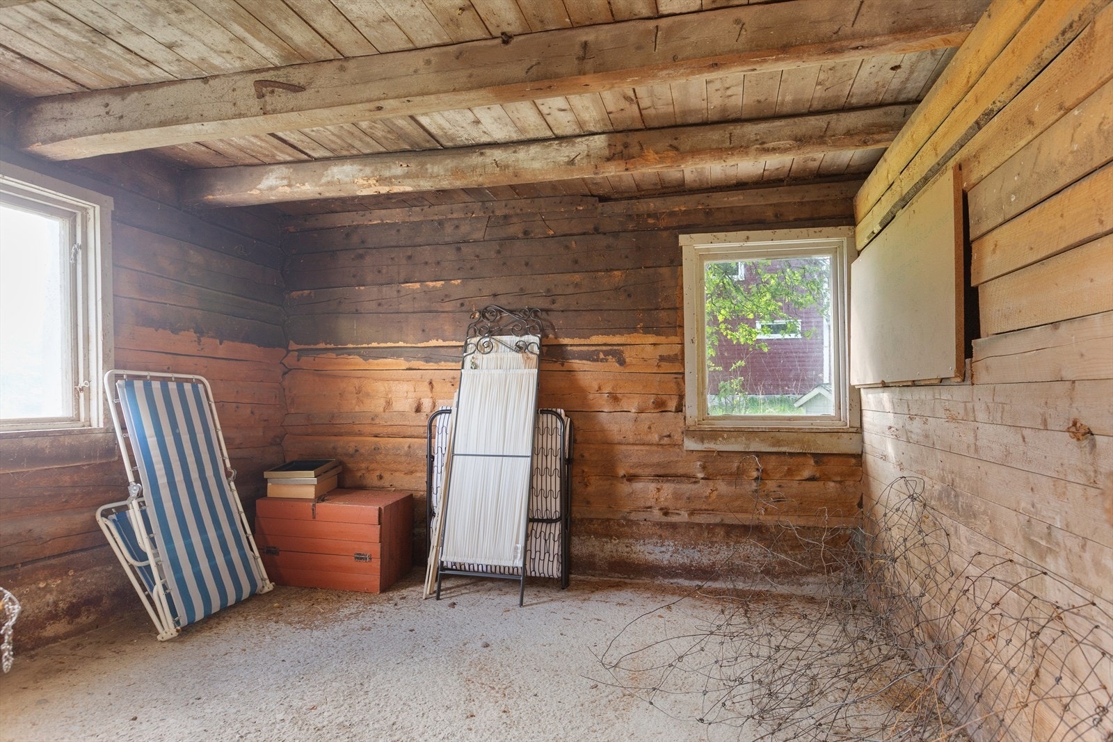 ......og har god plass til oppbevaring av det en trenger av utstyr. Galleribilde