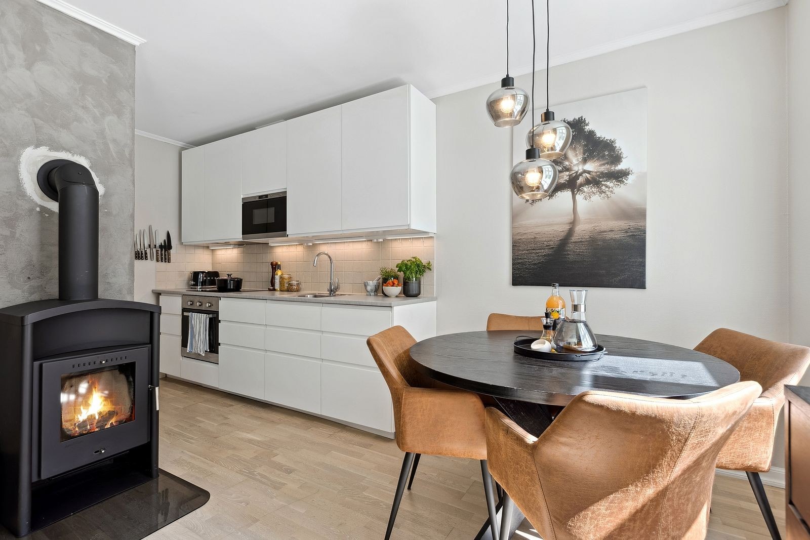 Det er peis i leiligheten Galleribilde