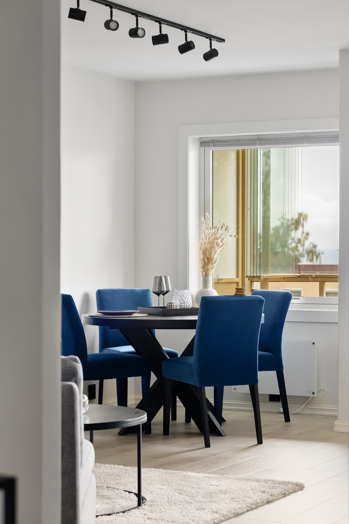 Det er god plass til spisestue. Galleribilde