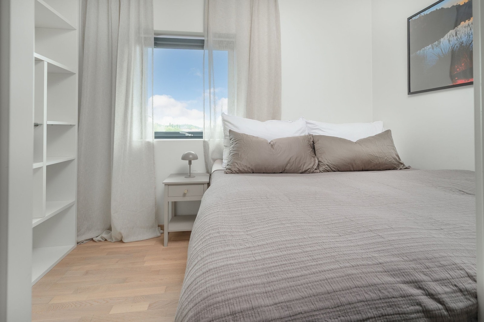 Soverom 2 er brukt som gjestesoverom / hobbyrom. Galleribilde