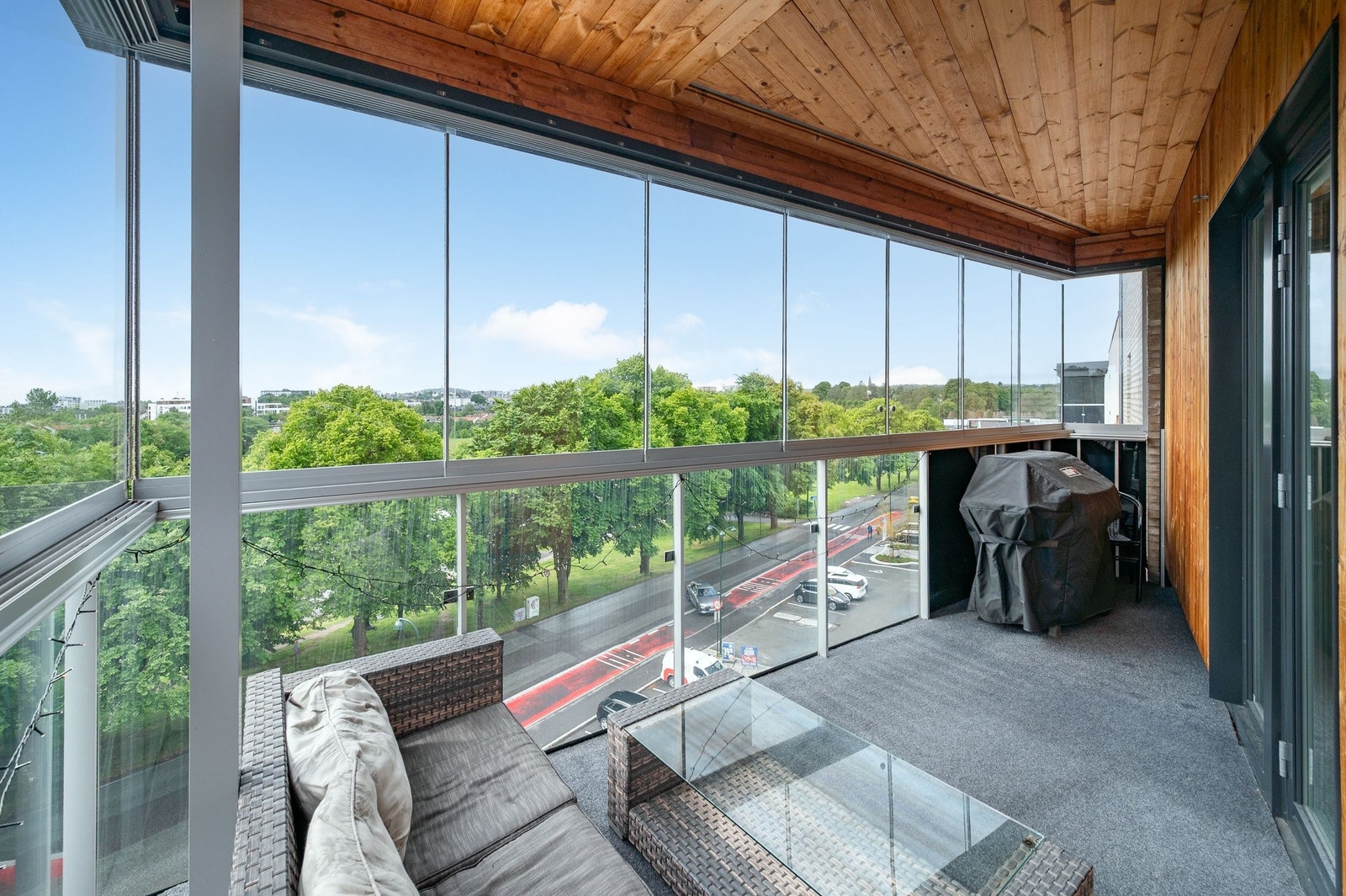 Innglassing kan åpnes helt opp. Galleribilde