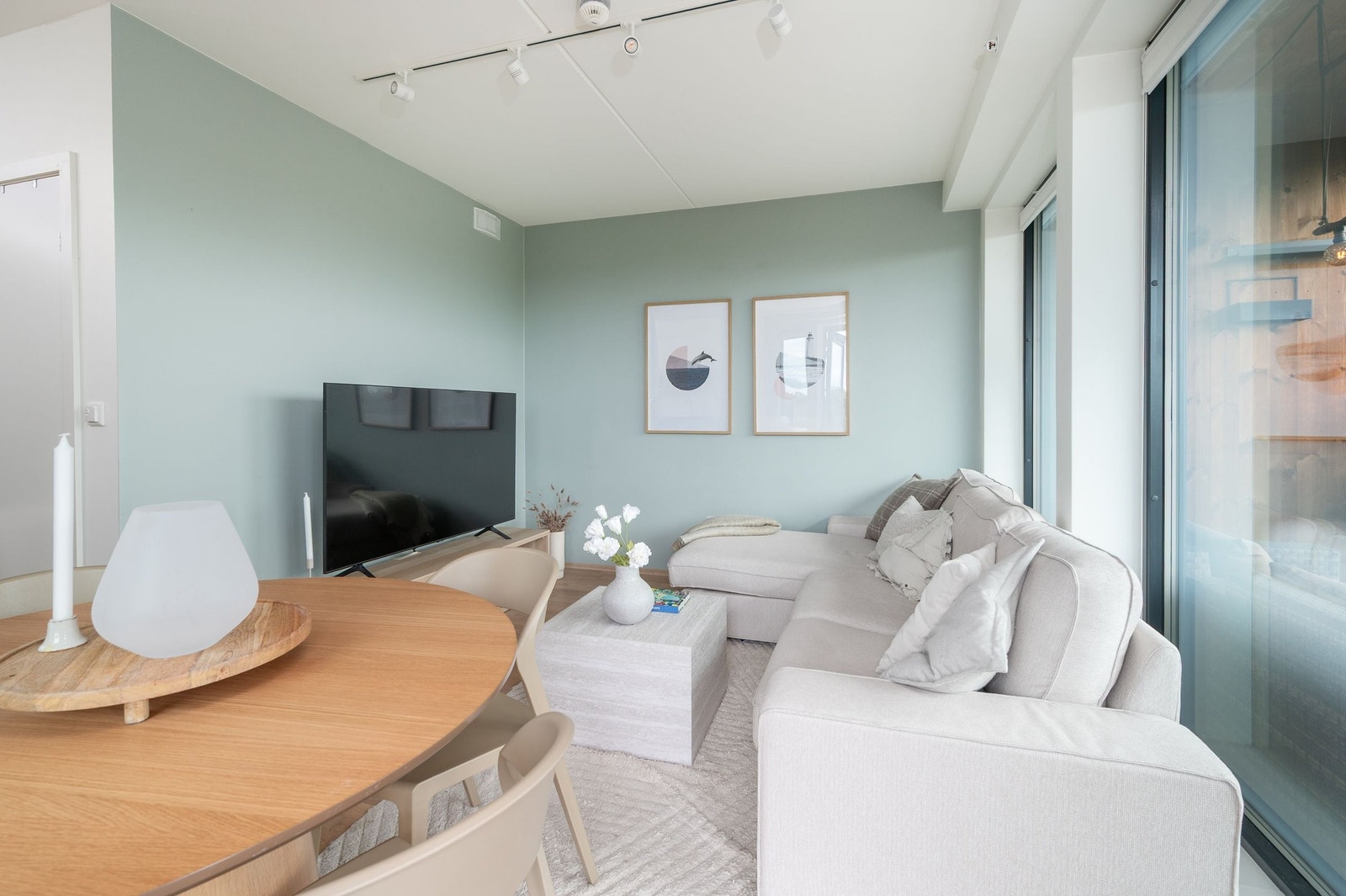 Lyse farger og svært gode lysforhold. Galleribilde