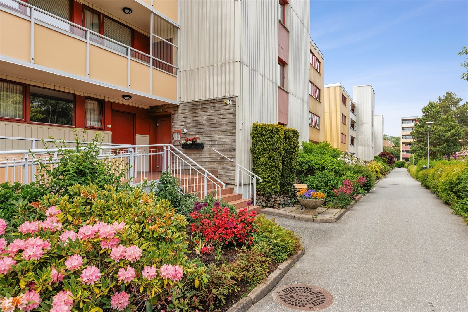 Fasade og inngangsparti Galleribilde