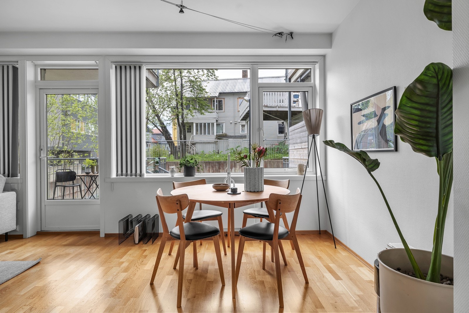 Spisestue med god størrelse. Galleribilde