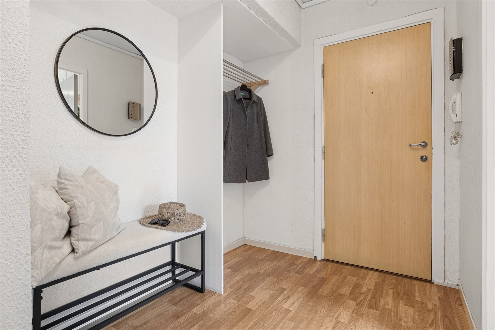 Entre/ gang. Galleribilde