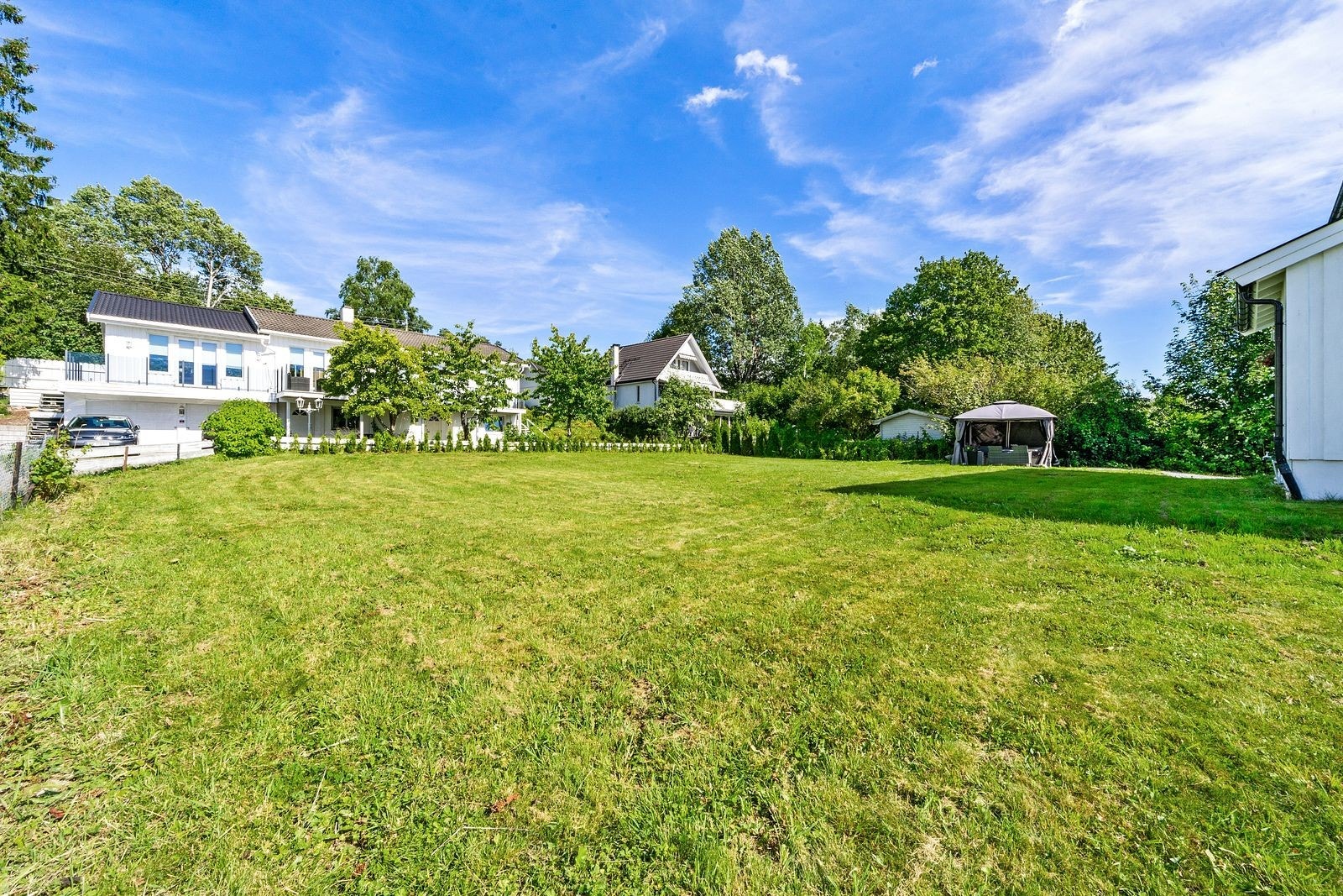 6_fasade_tomt_1.jpg Galleribilde