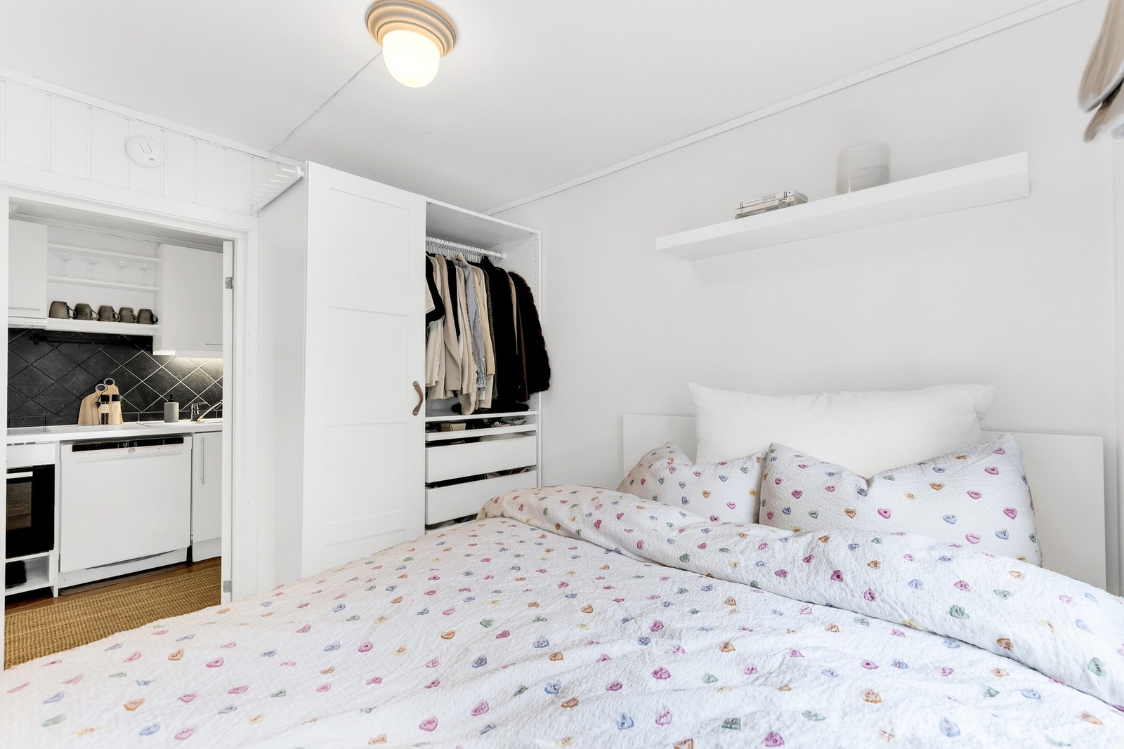 Her er det også muligheter for garderobeskap. Galleribilde