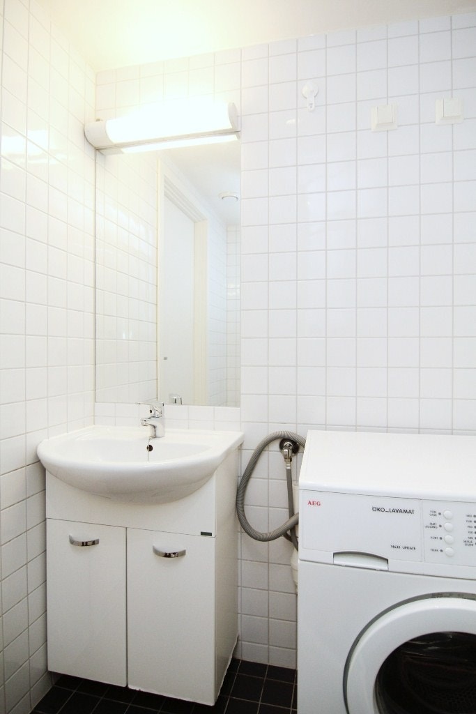 Pent flislagt bad med varmekabler Galleribilde