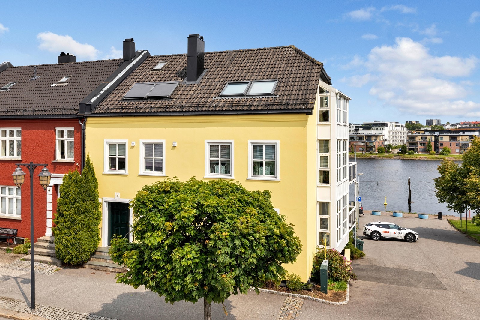 Pen fasade Galleribilde