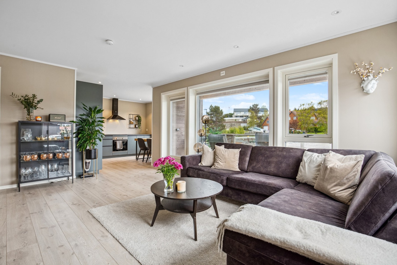 EiendomsMegler 1 v/Karen Heggset Monge har gleden av å presentere Nygårdsvegen 15 A
FOTO: EFKT(Vilde Dahl) Galleribilde